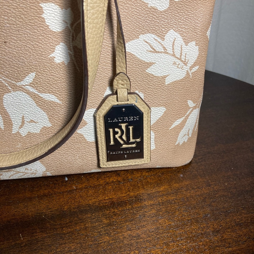 Lauren Ralph Lauren Amberly Dome Beige and White Floral Satchel - Picture 4 of 9